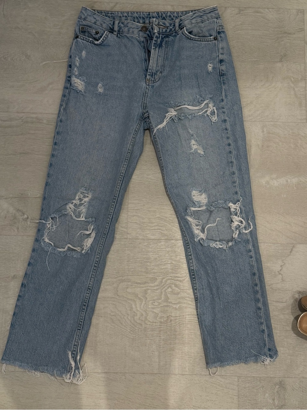 Subdued Light Blue Distressed Straight-Leg Women's Jeans